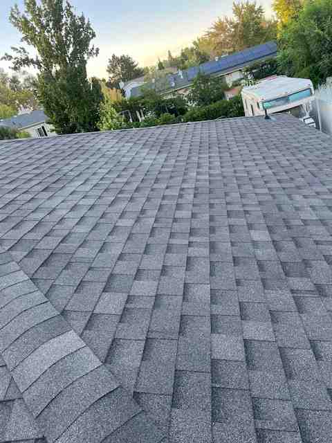 Charcoal Gray Roof Color Ideas to Boost Your Curb Appeal